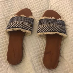 Blue and white printed Sandals